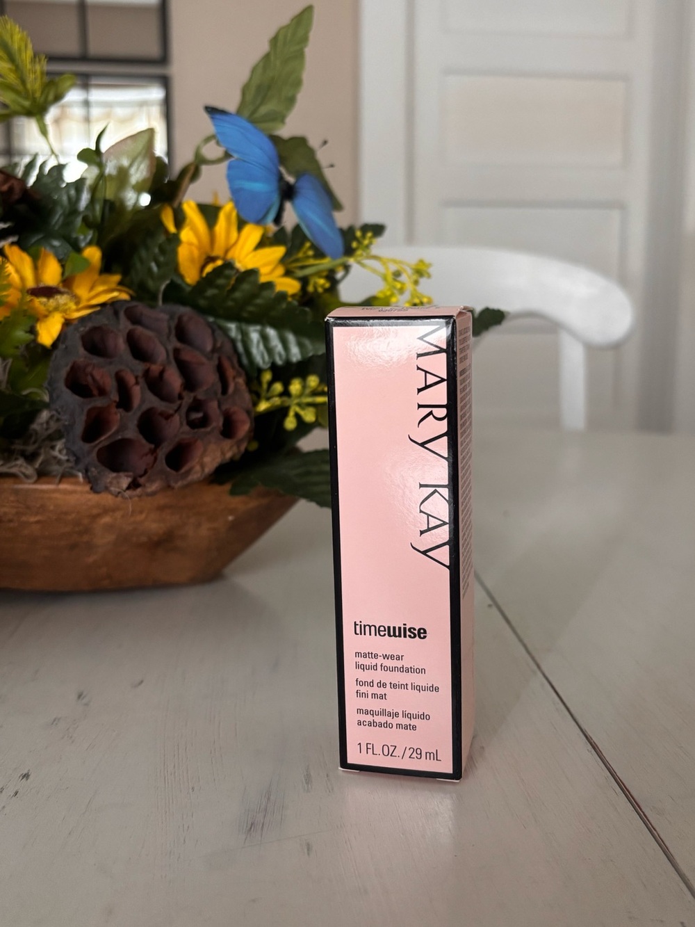 Mary Kay TimeWise Matte-Wear Liquid Foundation - Beige 3